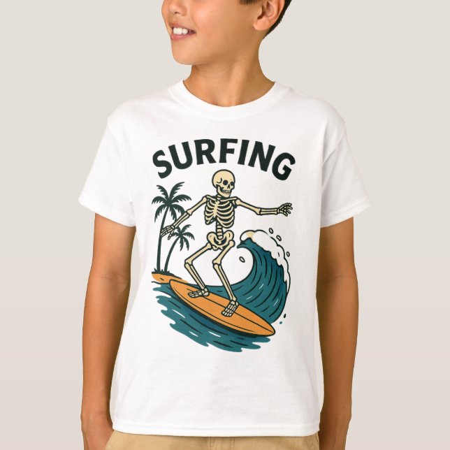 Camiseta Skeleton Surfing Retro Beach Wave Design (Frente)