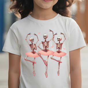 Camiseta Skeletons dançantes e borboletas Rosa Halloween