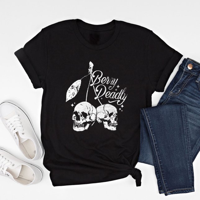 Camiseta Skull Cherry Spooky and Sweet Gothic Halloween (Criador carregado)