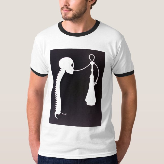 Camiseta Skull&Spine com cachimbo de água (Frente)