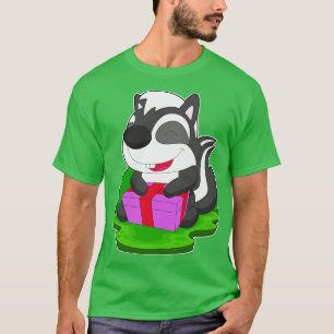 Camiseta Skunk Christmas Package TShirt 1