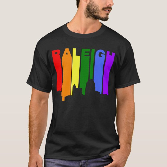 Camiseta Skyline do arco-íris do orgulho gay de Raleigh (Frente)