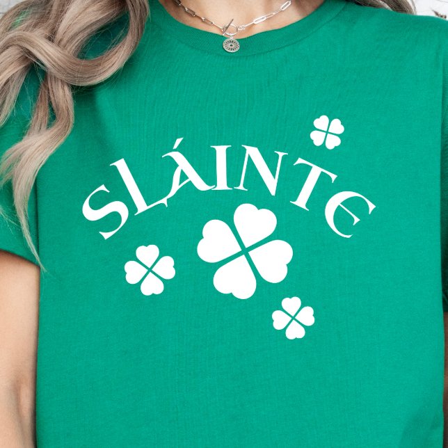 Camiseta Slainte, Shamrock, Rua irlandesa. (Sláinte, Slainte Shamrock Shirt, Irish Shirt, St. Patrick's Day Shirt, St. Patrick's Day T-Shirt)