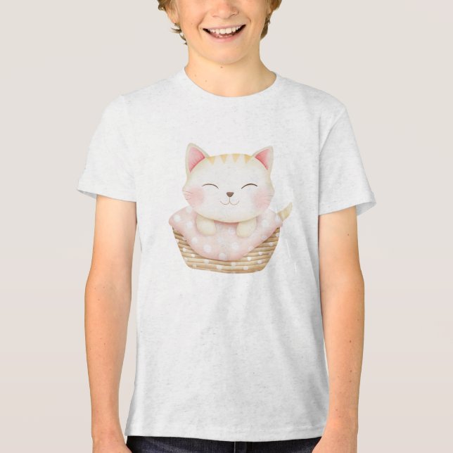 Camiseta Sleeping Kitten in Cozy Basket Illustration (Frente)