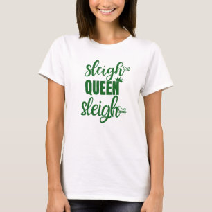 Camiseta Sleigh Queen Feliz Natal Vermelho Branco Verde