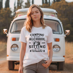 Camiseta Slogan engraçado do camping bebendo diz: