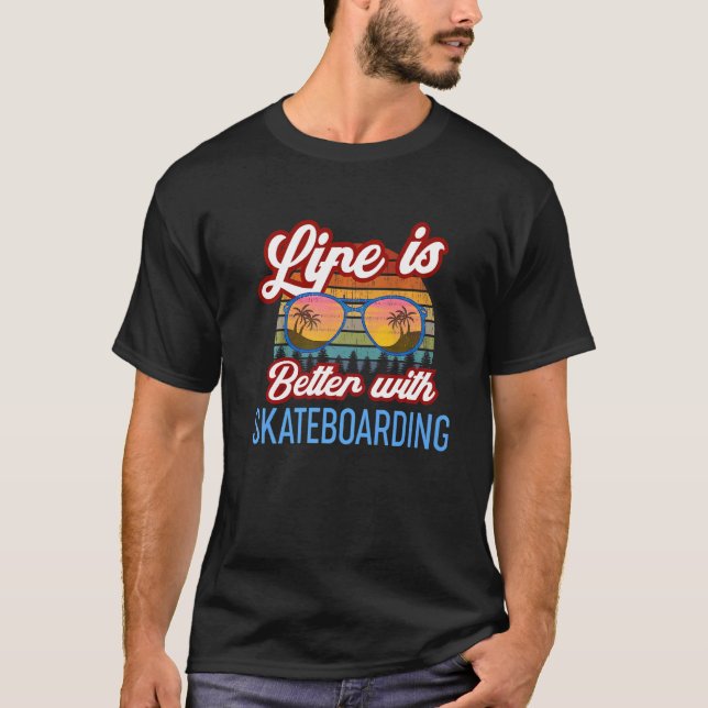 Camiseta Slogan Retroativo do Sunset Com Skateboard (Frente)