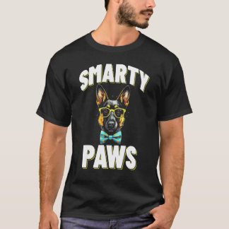 Camiseta Smarty Paws   German Shepherd Dog Wearing Glasses