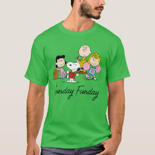 Camiseta Snoopy e Gang Play Futebol
