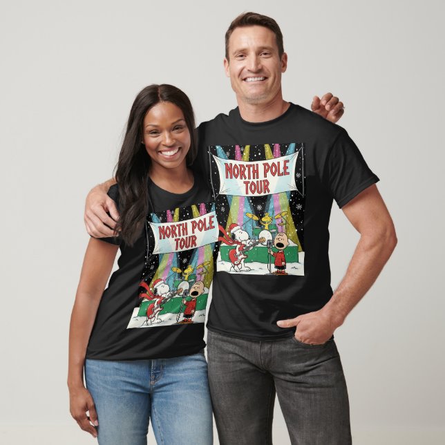 Camiseta Snoopy North Pole Guitarist  (Unissex)