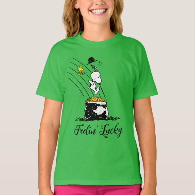 Camiseta Snoopy pulando em Pote de Dourado (Frente)