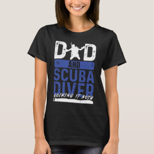 Camiseta Snorkeler Scuba Merging Deep Underwater