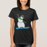 Camiseta Snowman Christmas Snowboard<br><div class="desc">Este design é o presente perfeito para um aniversário,  Natal e outras celebrações. É adequado para mulheres,  homens e crianças.</div>