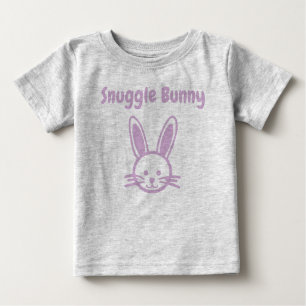 Camiseta Snuggle Bunny