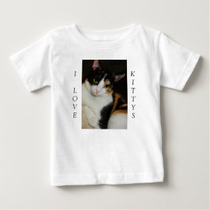 Camiseta Só Andando Por Aí Eu Amo Gatinhos