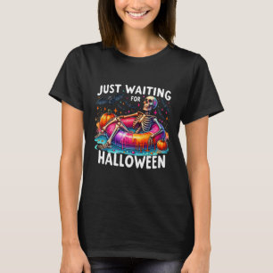 Camiseta Só Esperando O Halloween 1