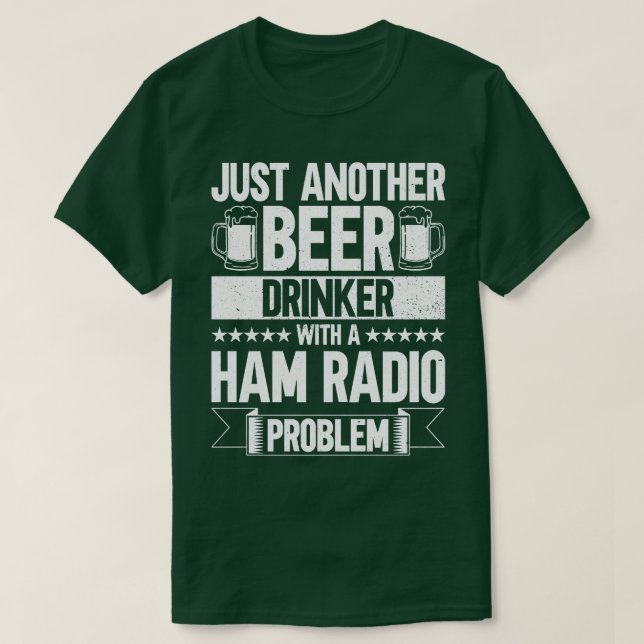 Camiseta Só Mais Um Bebê De Vinho Com Um Problema De Rádio  (Frente do Design)