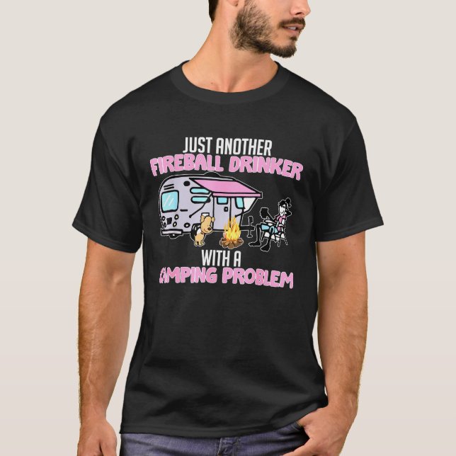 Camiseta Só Mais Um Drinker Com Um Acampamento. (Frente)