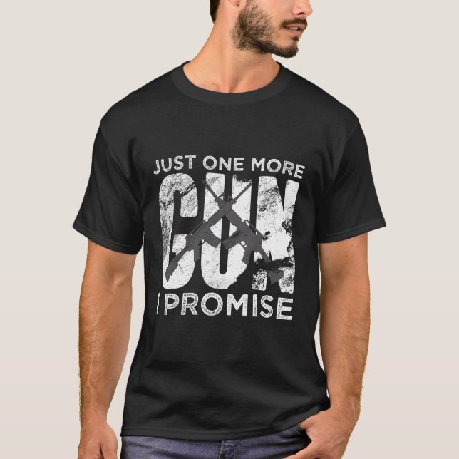 Camiseta Só Mais Uma Arma Que Prometo (Frente)