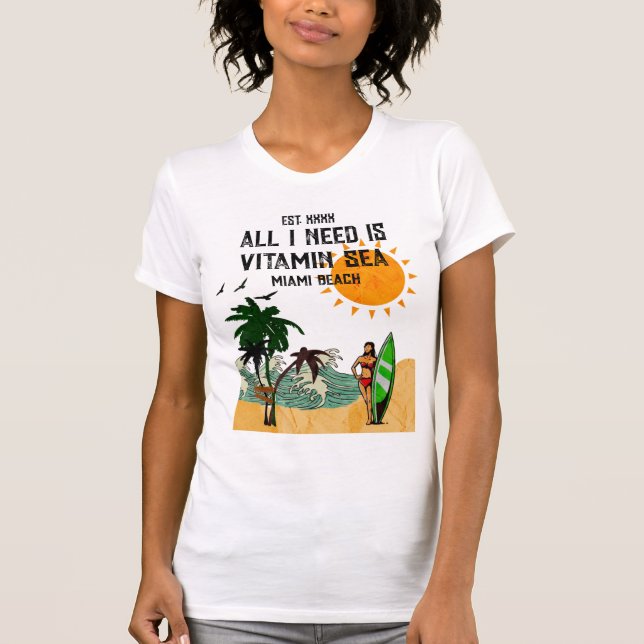 Camiseta Só preciso de vitamina no mar (Frente)
