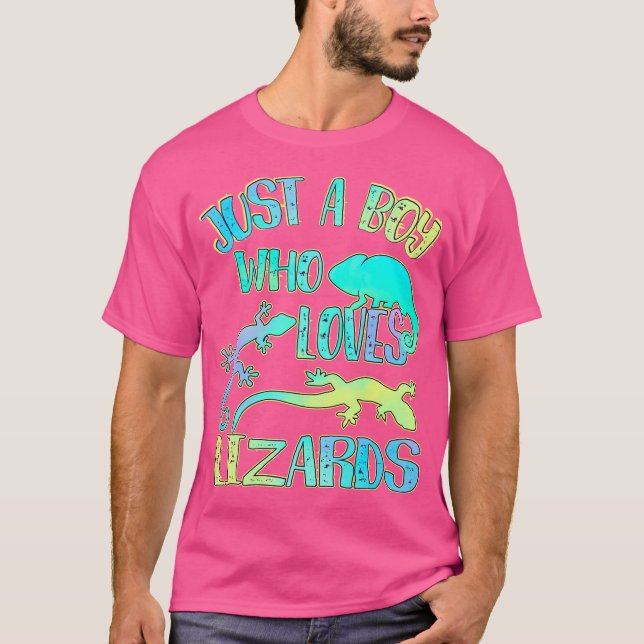 Camiseta Só Um Menino Adora Lizards Répteis Lover Chameleon (Frente)