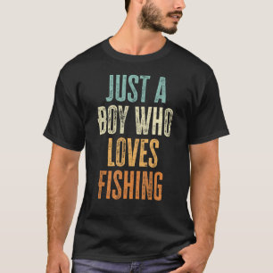 Camiseta Só Um Menino Que Adora Pescar Pistas De Pesca Engr