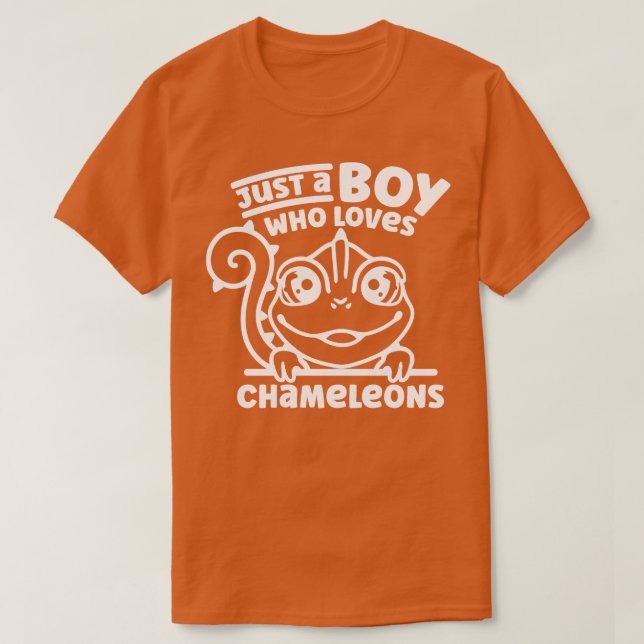 Camiseta Só Um Menino Que Ama Camaleão (Frente do Design)