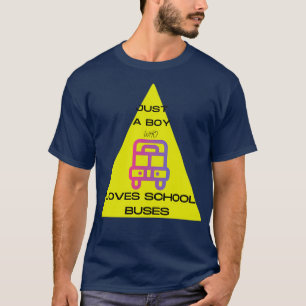 Camiseta Só um menino que ama ônibus escolares 55