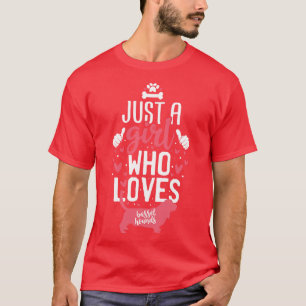 Camiseta Só uma garota que ama os montes do basset