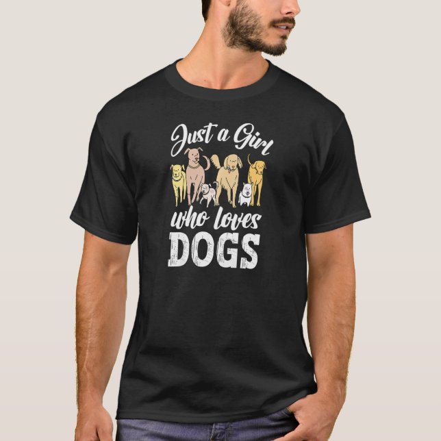 Camiseta Só uma garota que ama um cachorro sentando-se e se (Frente)