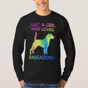 Camiseta Só Uma Menina Que Ama Cachorro Bassador Engraçado