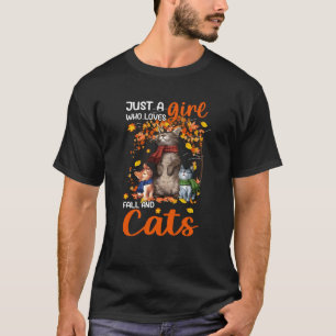 Camiseta Só Uma Menina Que Ama Cair E Gata Graças A