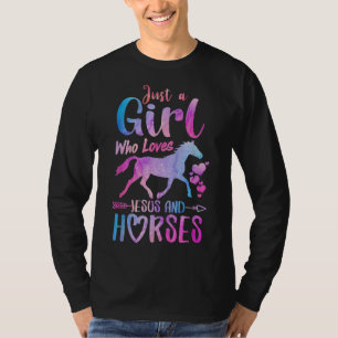 Camiseta Só Uma Menina Que Ama Cavalos De Jesus A Correr Ca