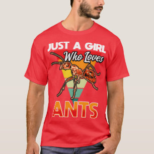 Camiseta Só Uma Menina Que Ama Formigas
