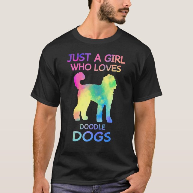 Camiseta Só Uma Menina Que Ama O Cachorro Engraçado (Frente)