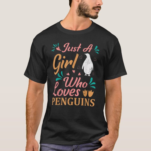 Camiseta Só Uma Menina Que Ama Pinguins, Mulher Pinguim (Frente)