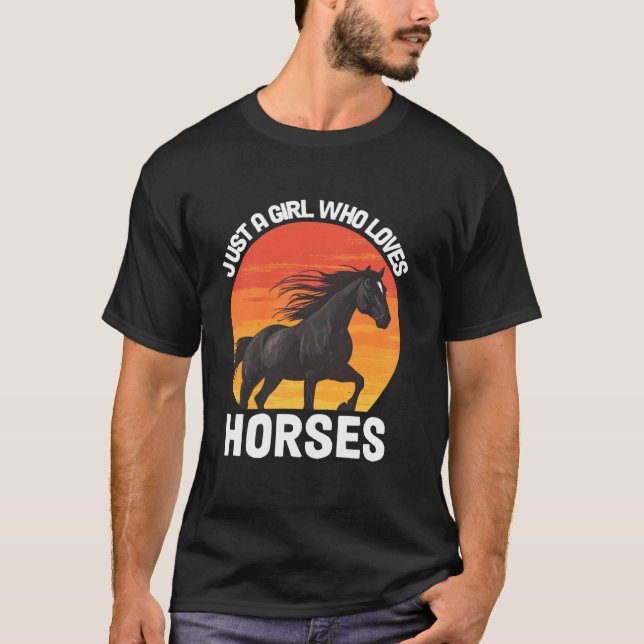 Camiseta Só Uma Rapariga Que Ama Montar Cavalos (Frente)