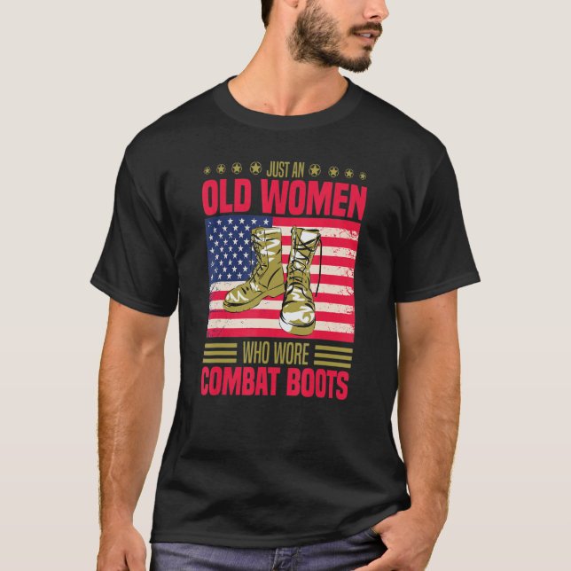 Camiseta Só Uma Velhinha Que Vestiu Boots Combates Feitos (Frente)