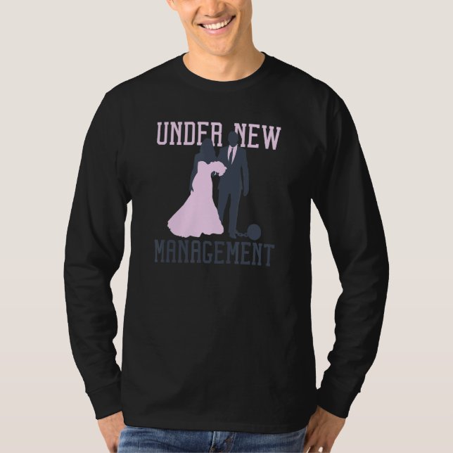 Camiseta Sob Nova Gestão  Festa de Despedida de Solteiro Ca (Frente)