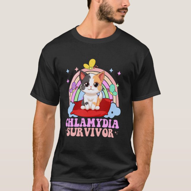 Camiseta Sobrevivente de Clamídia Gato Arco-íris Bactéria A (Frente)