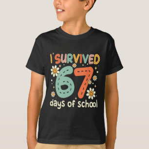 Camiseta Sobrevivi a 67 Dias de Aula Meme Divertido Profess