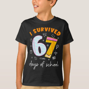 Camiseta Sobrevivi a 67 Dias de Escola Design de Professor
