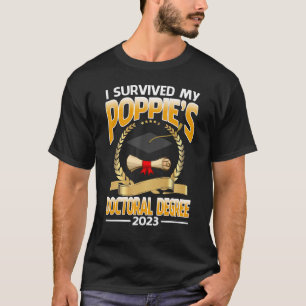 Camiseta Sobrevivi ao doutorado do meu pai no ano 2023