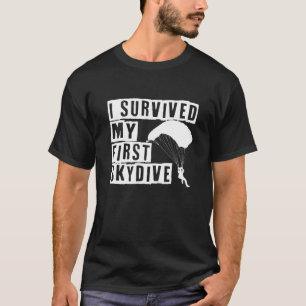 Camiseta Sobrevivi ao Meu Primeiro Salto de Paraquedas Tand