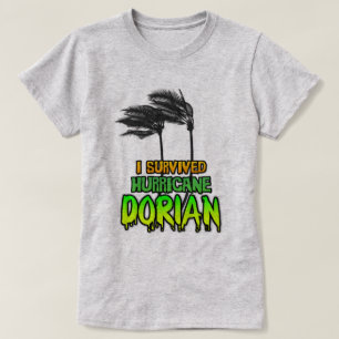 Camiseta Sobrevivi às árvores do furacão Dorian
