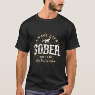 Camiseta Sobriety Gift 10 Year Sober