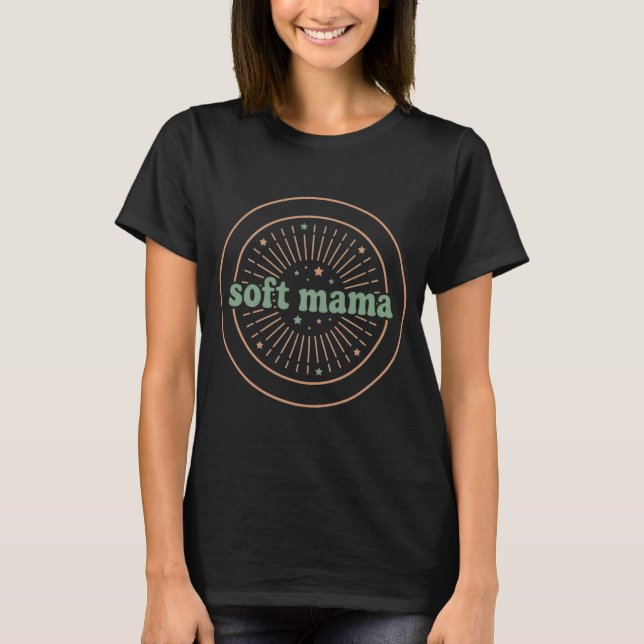 Camiseta Soft Mama: Insígnia Redonda Retro Groovy Maternida (Frente)