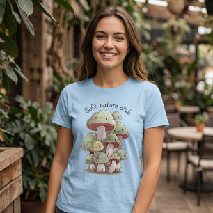 Camiseta Soft Nature Club - Kawaii Mushroom Cluster