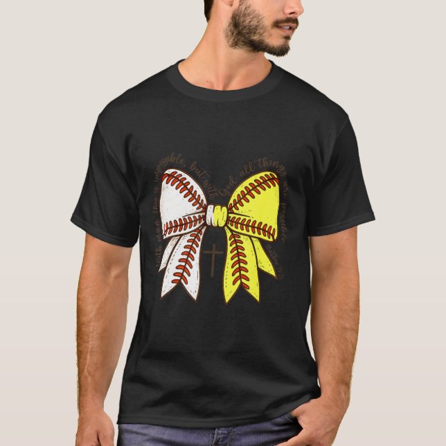 Camiseta Softball Baseball Mom Bow Christian With Man This  (Frente)