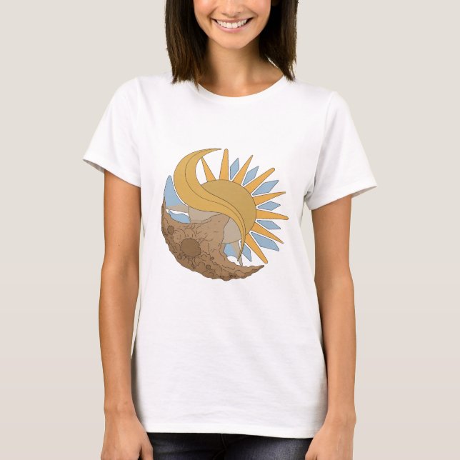 Camiseta Sol e Lua Prateado Afiado Design Ousado (Frente)